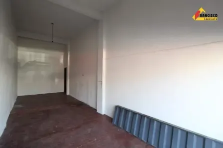 Ponto Comercial para alugar, 31m² no Centro, Divinópolis