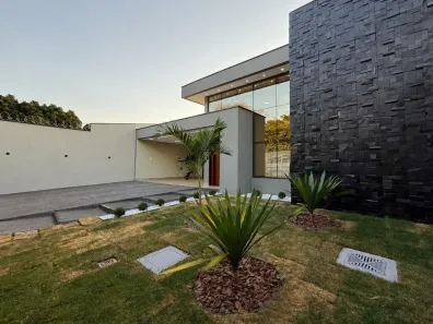 Casa com 3 Quartos à venda, 218m² no Residencial Itália, Goiânia