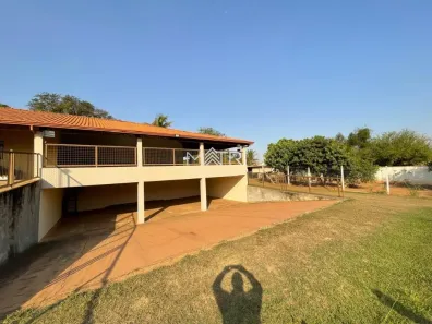 Fazenda/Sítio com 3 Quartos à venda, 3600m² no Chácara Flora Araraquara, Araraquara