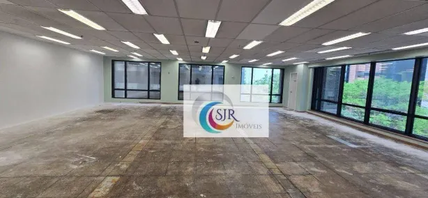 Sala Comercial para alugar, 167m² no Cerqueira César, São Paulo