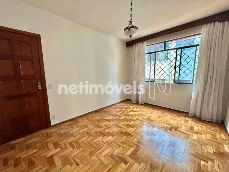 Apartamento com 3 quartos — Nova Suíssa, Belo Horizonte
