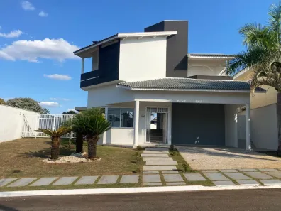 Casa de Condomínio com 3 Quartos para alugar, 394m² no Jd Garret, Araçoiaba da Serra