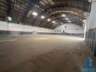 Galpão/Depósito/Armazém com 14 Quartos para alugar, 2000m² no Afogados, Recife