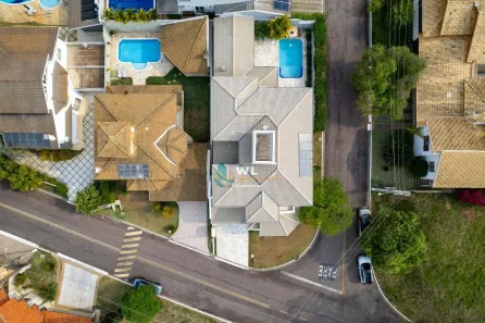 Casa de Condomínio com 5 Quartos à venda, 360m² no Vilagge Capricio, Louveira