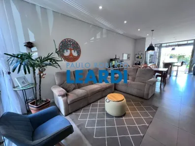 Sobrado com 3 Quartos à venda, 201m² no Vila Romana, São Paulo