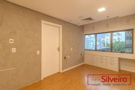 Sala Comercial à venda, 33m² no Moinhos de Vento, Porto Alegre
