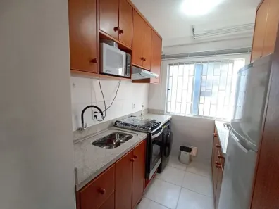 Apartamento com 2 Quartos para alugar, 42m² no Barra do Aririú, Palhoça