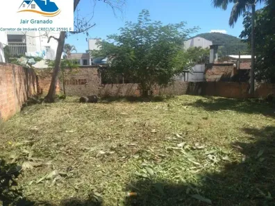 Lote/Terreno à venda, 3000m² no Estados, Balneário Camboriú