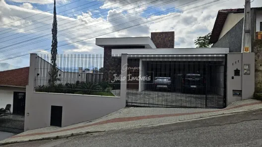 Casa com 3 Quartos à venda, 164m² no Souza Cruz, Brusque
