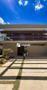 Casa de Condomínio com 3 Quartos para alugar, 300m² no Loteamento Parque dos Alecrins, Campinas