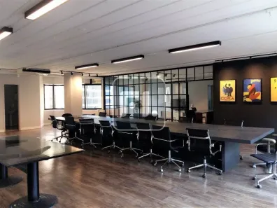 Sala Comercial à venda, 329m² no Cidade Monções, São Paulo