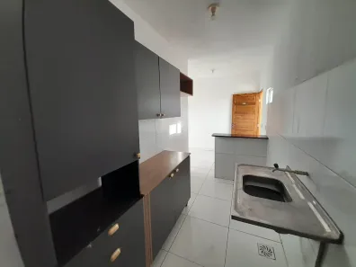 Kitnet com 1 Quarto para alugar, 42m² no Itaperi, Fortaleza