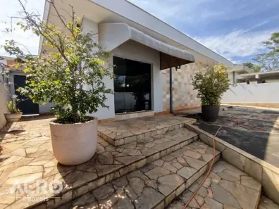 Casa com 4 Quartos para alugar, 300m² no Jardim Estoril II, Bauru