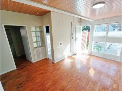 Casa com 2 Quartos para alugar, 100m² no Santo Antônio, Belo Horizonte