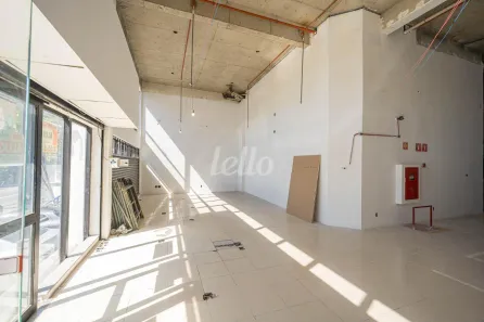 Galpão/Depósito/Armazém para alugar, 200m² no Vila Carrão, São Paulo
