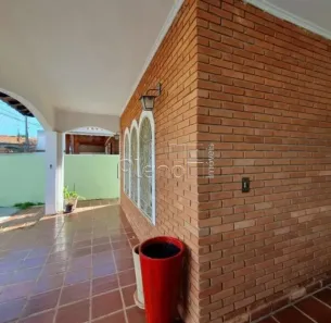 Prédio Comercial com 3 Quartos à venda, 124m² no Vila Bossi, Louveira