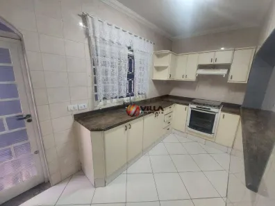 Casa com 2 Quartos para alugar, 150m² no Parque Novo Mundo, Americana