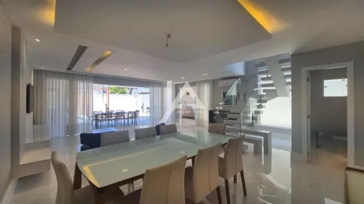 Casa de Condomínio com 6 Quartos à venda, 227m² no Recreio dos Bandeirantes, Rio de Janeiro