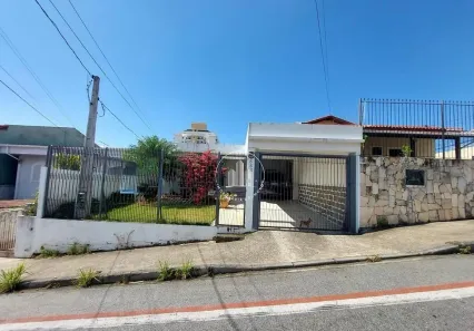 Casa com 3 Quartos à venda, 113m² no Barreiros, São José