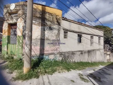 Casa com 3 Quartos à venda, 300m² no Santo André, Belo Horizonte
