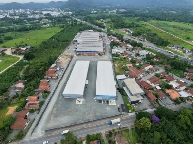 Casa com 1 Quarto para alugar, 2500m² no Rio Bonito (Pirabeiraba), Joinville