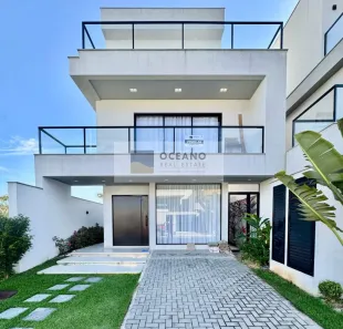 Casa de Condomínio com 3 Quartos à venda, 300m² no Vargem Pequena, Rio de Janeiro