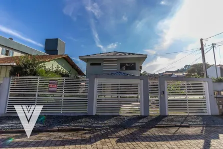 Casa com 6 Quartos à venda, 270m² no Fortaleza, Blumenau
