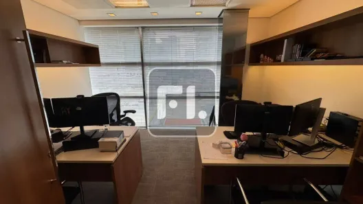 Sala Comercial para alugar, 400m² no Vila Olímpia, São Paulo