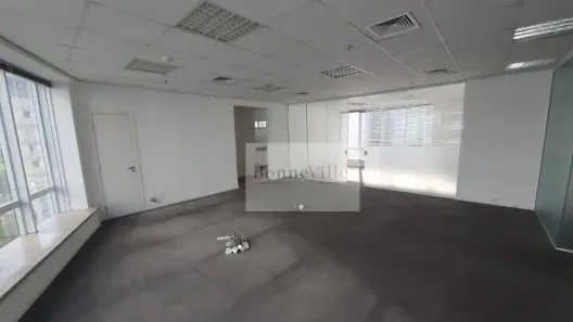Sala Comercial para alugar, 133m² no Cidade Monções, São Paulo