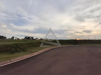 Lote/Terreno à venda, 1048m² no Residencial Haras Patente, Jaguariúna
