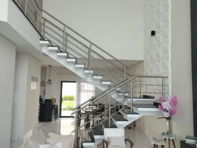 Casa de Condomínio com 3 Quartos à venda, 230m² no Vila Capuava, Valinhos