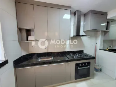Apartamento com 2 Quartos para alugar, 60m² no Novo Mundo, Uberlândia