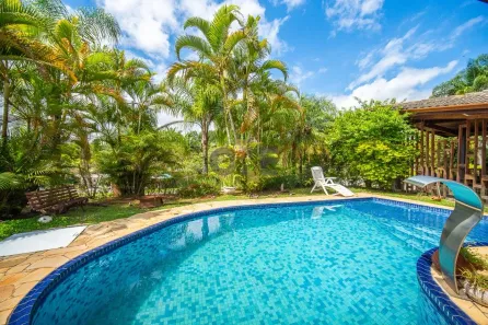 Casa de Condomínio com 4 Quartos à venda, 306m² no Jardim Indaiá, Embu das Artes
