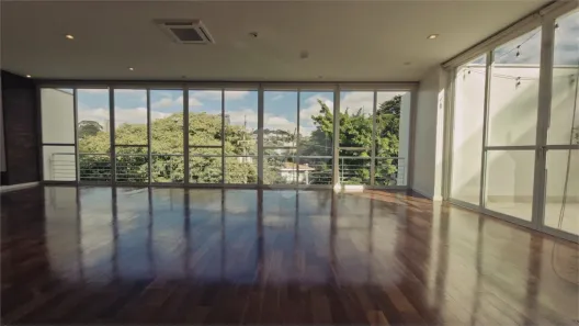 Casa com 6 Quartos para alugar, 358m² no Pacaembu, São Paulo