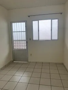Casa com 1 Quarto para alugar, 35m² no Vila Natália, São Paulo