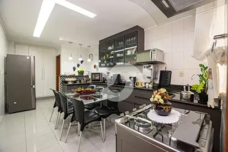 Apartamento com 4 Quartos à venda, 155m² no Icaraí, Niterói