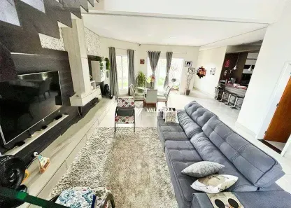 Casa de Condomínio com 3 Quartos à venda, 284m² no Iporanga, Sorocaba