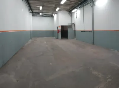 Galpão/Depósito/Armazém com 10 Quartos à venda, 551m² no Mooca, São Paulo