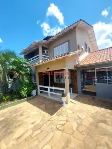 Sobrado com 7 Quartos à venda, 247m² no Mathias Velho, Canoas