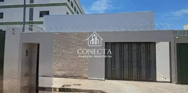 Casa com 3 Quartos à venda, 160m² no Cidade Jardim, Uberlândia