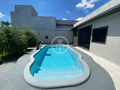 Casa com 2 Quartos para alugar, 50m² no Interlagos, Cascavel