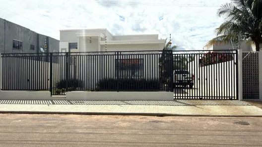 Casa com 3 Quartos à venda, 187m² no Jardim Luciana, Primavera do Leste