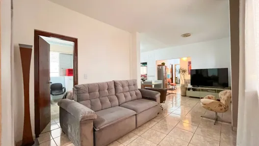 Casa com 5 Quartos à venda, 449m² no Buritis, Belo Horizonte