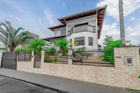 Casa com 5 Quartos à venda, 270m² no Bela Vista, Palhoça