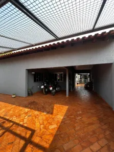 Casa com 3 Quartos à venda, 123m² no Pioneiros, Campo Grande