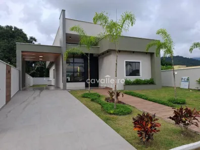 Casa de Condomínio com 3 Quartos à venda, 136m² no Espraiado (Ponta Negra), Maricá