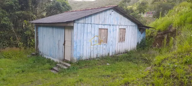 Fazenda/Sítio com 2 Quartos à venda, 6000m² no , Campina Grande do Sul