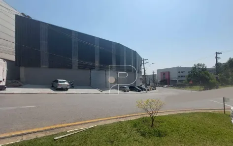 Galpão/Depósito/Armazém para alugar, 950m² no Parque Industrial San José, Cotia