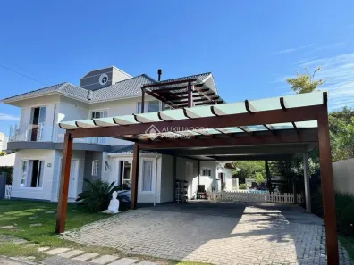 Casa de Condomínio com 3 Quartos à venda, 355m² no Morro das Pedras, Florianópolis