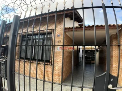 Casa com 2 Quartos à venda, 500m² no Jardim Madeirense, Guarulhos